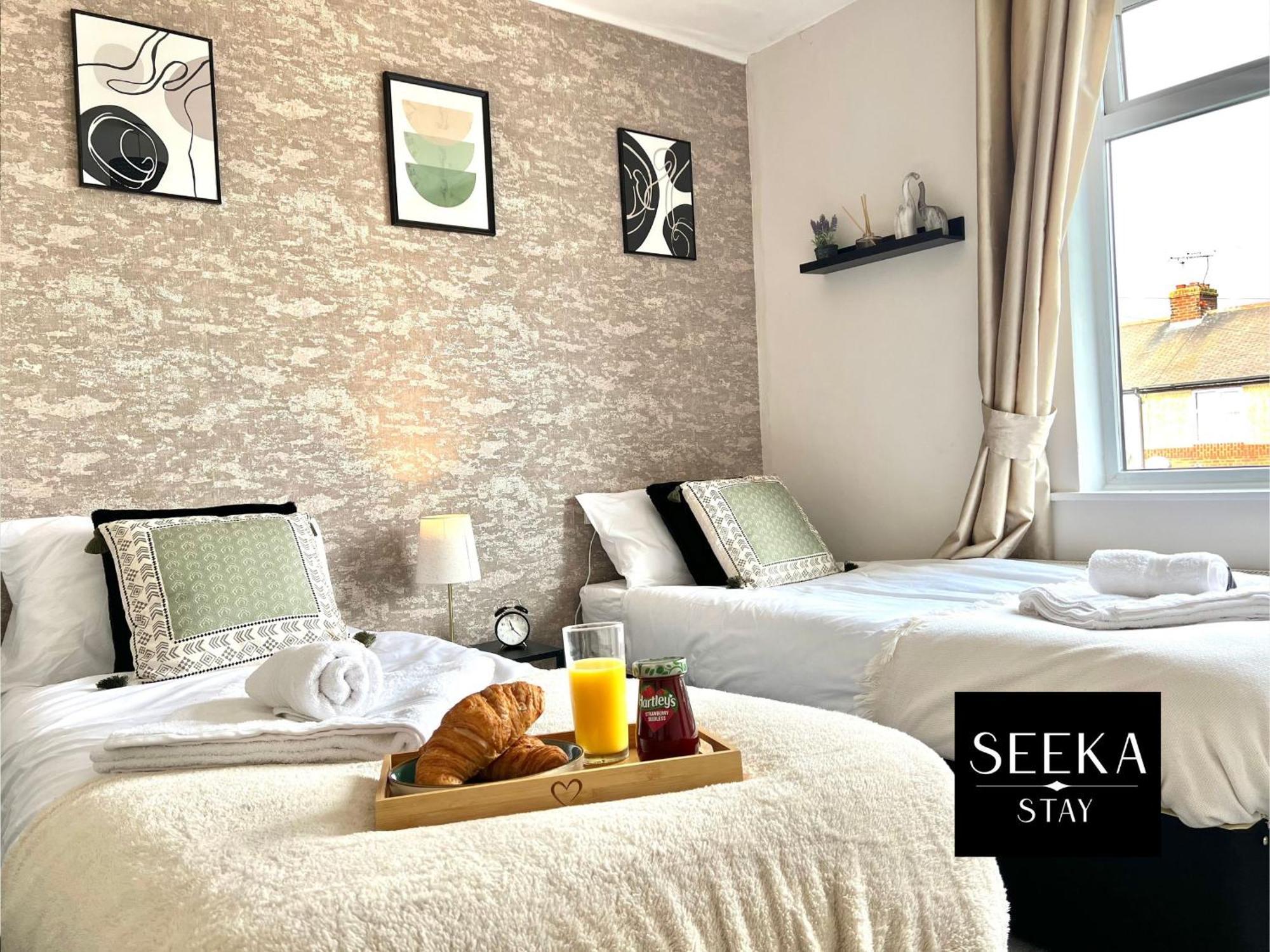 Cosy 2-Bedroom House, Walking Distance Cbs, Ideal For Contractors-Business Stays Ковентрі Екстер'єр фото